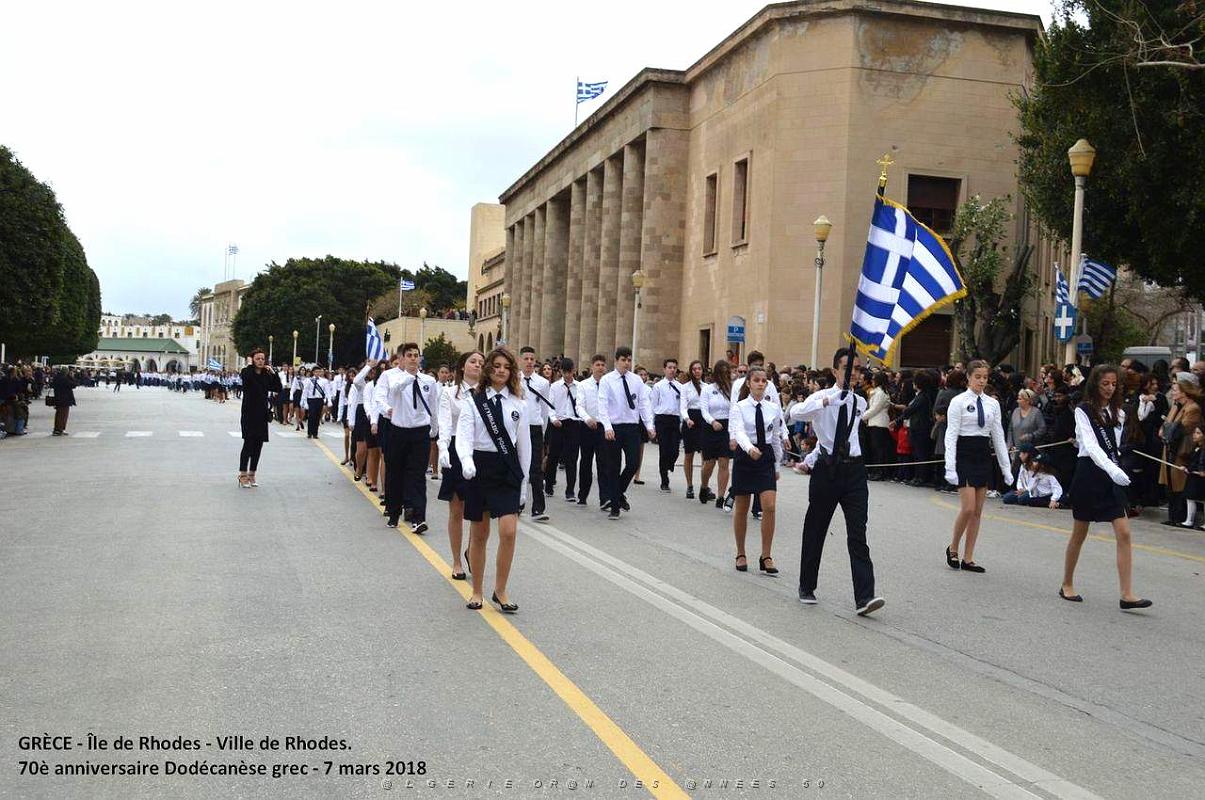 257- Rhodes- Defile Dodecanese grec.JPG